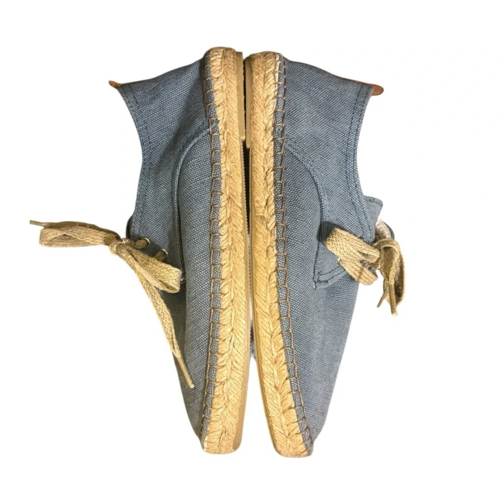NWT Toni Pons Women’s Closed Vegan Lace-Up Espadrilles in Blue size 39 (US8-8.5)